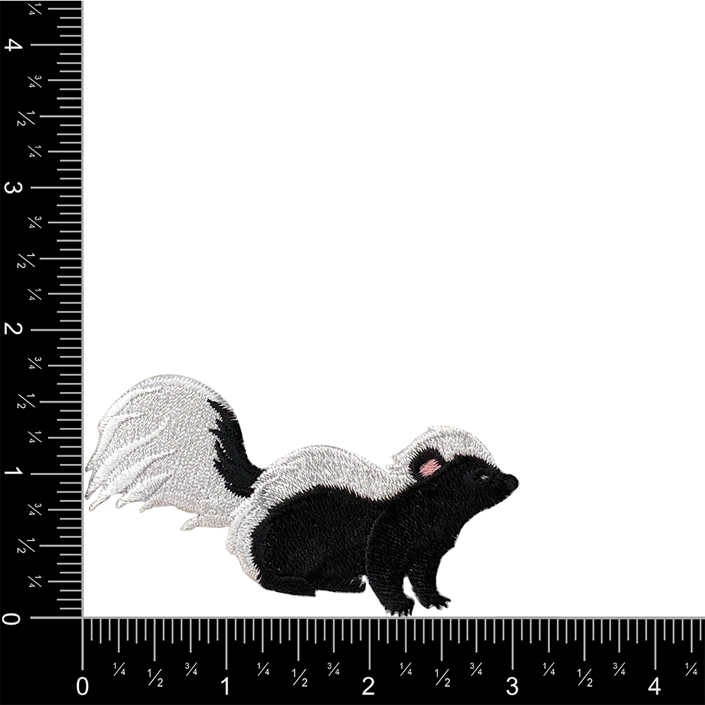 Skunk - 3" - Facing Right - Iron on Embroidered Patch