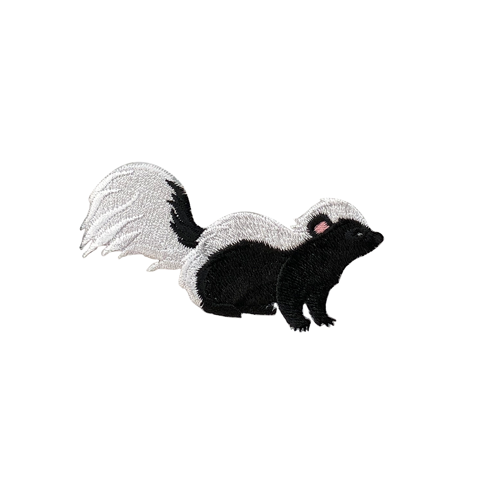 Skunk - 3" - Facing Right - Iron on Embroidered Patch