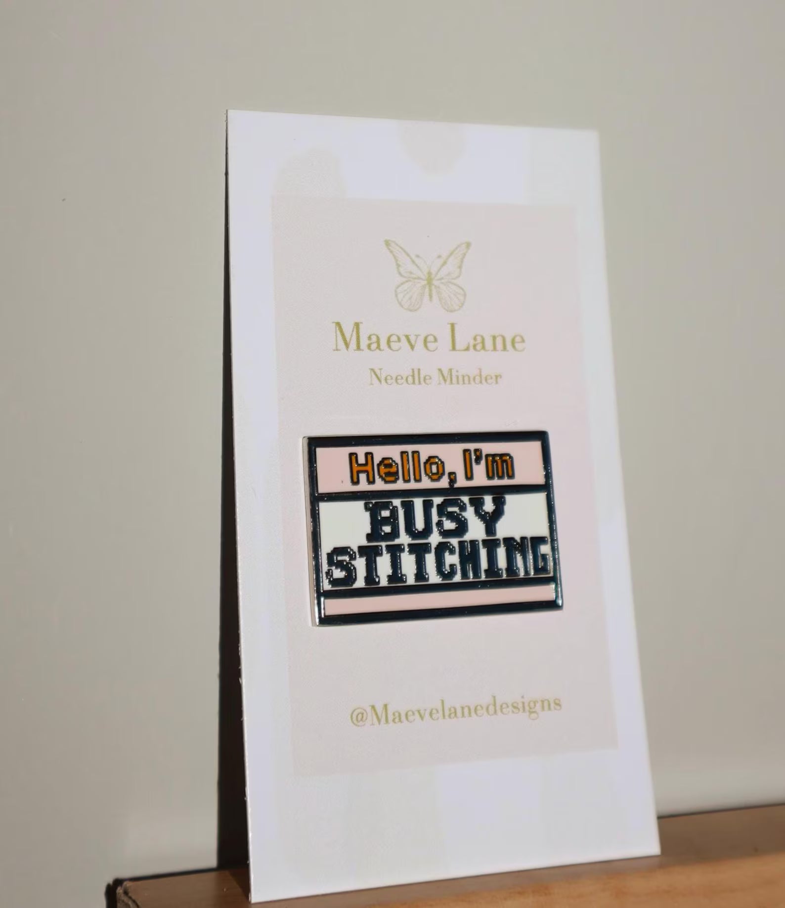 Busy Stitching Needle Minder image 0