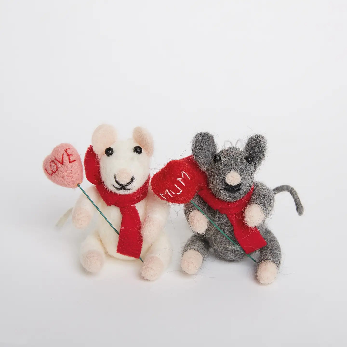 Heart Mouse Duo Felting Kit image 3
