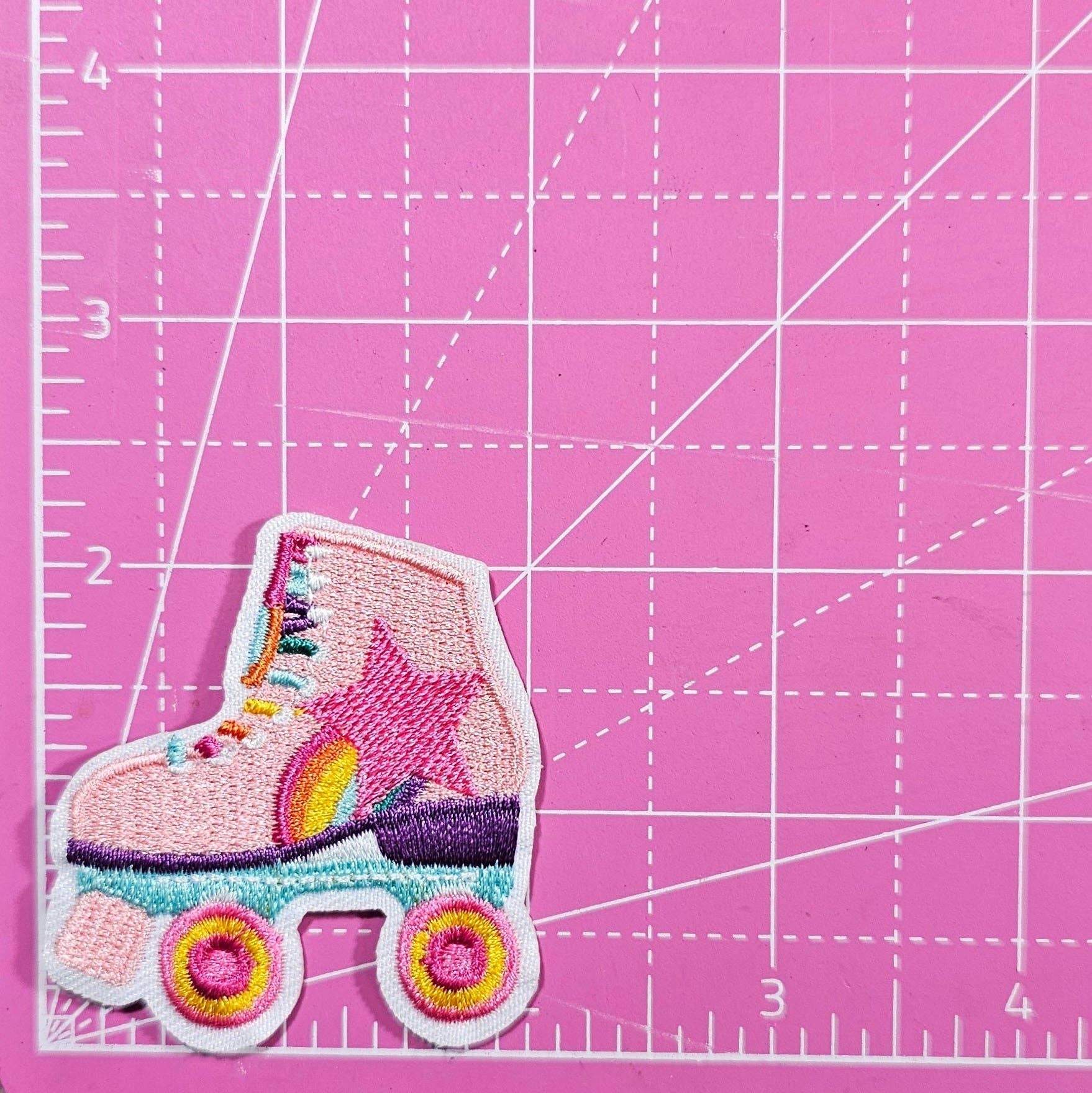 Roller Skate Rainbow Star Embroidery Iron On Patch