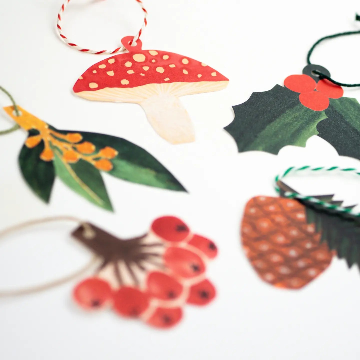 Festive Gift Tags image 1