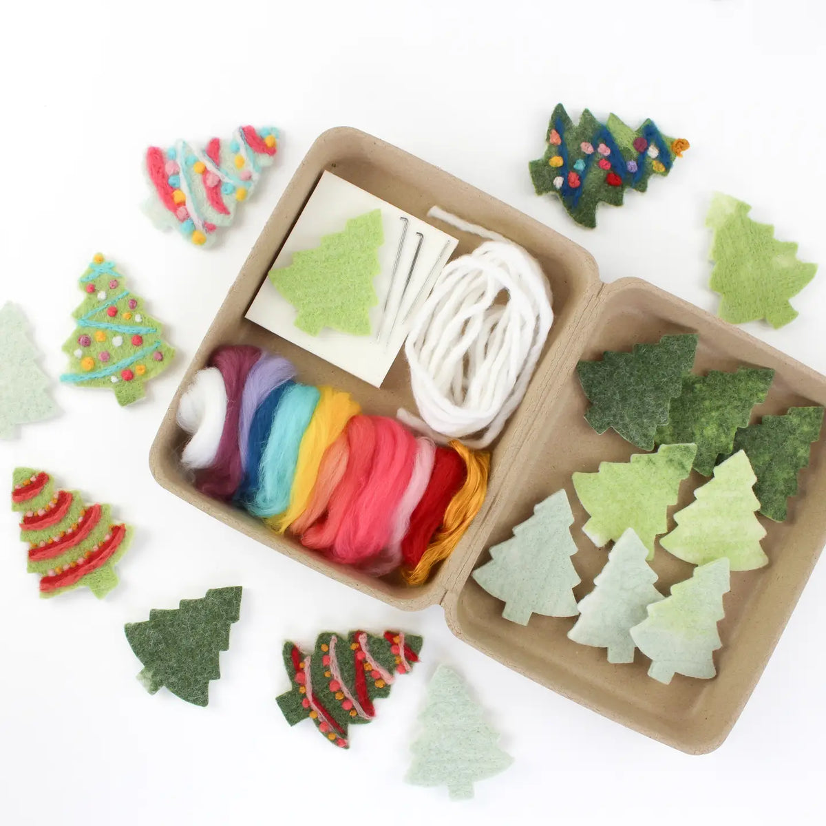Christmas Tree Felting Craft Kit image 2