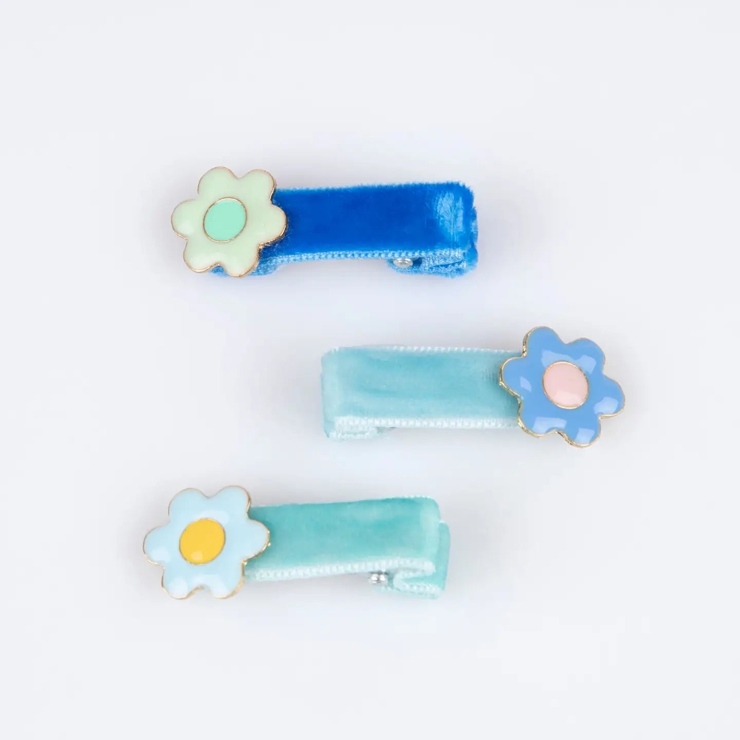 Enamel Daisy Hair Clips image 3